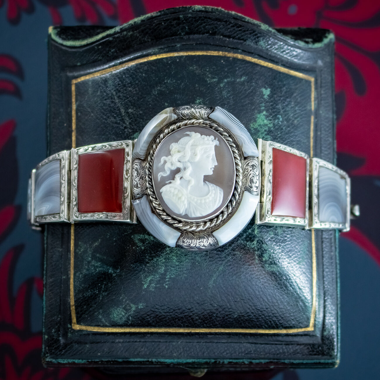 Antique Victorian Silver Agate Cameo Bracelet