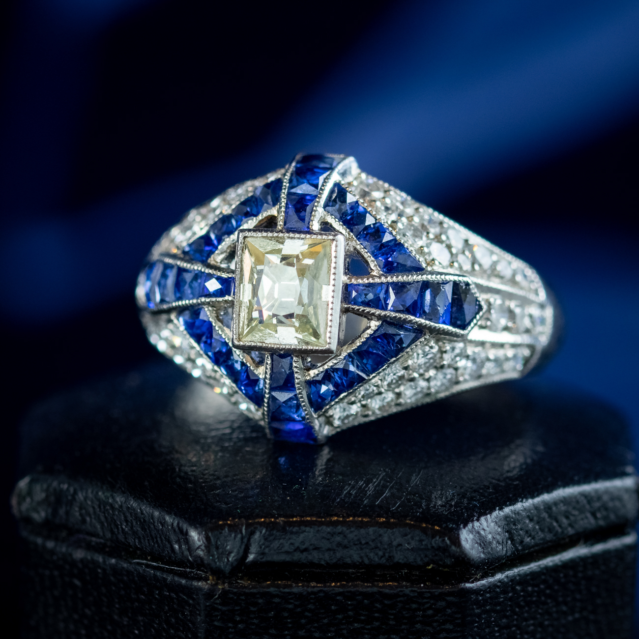 Vintage Art Deco Style Sapphire Diamond Ring 2.7ct Of Diamond