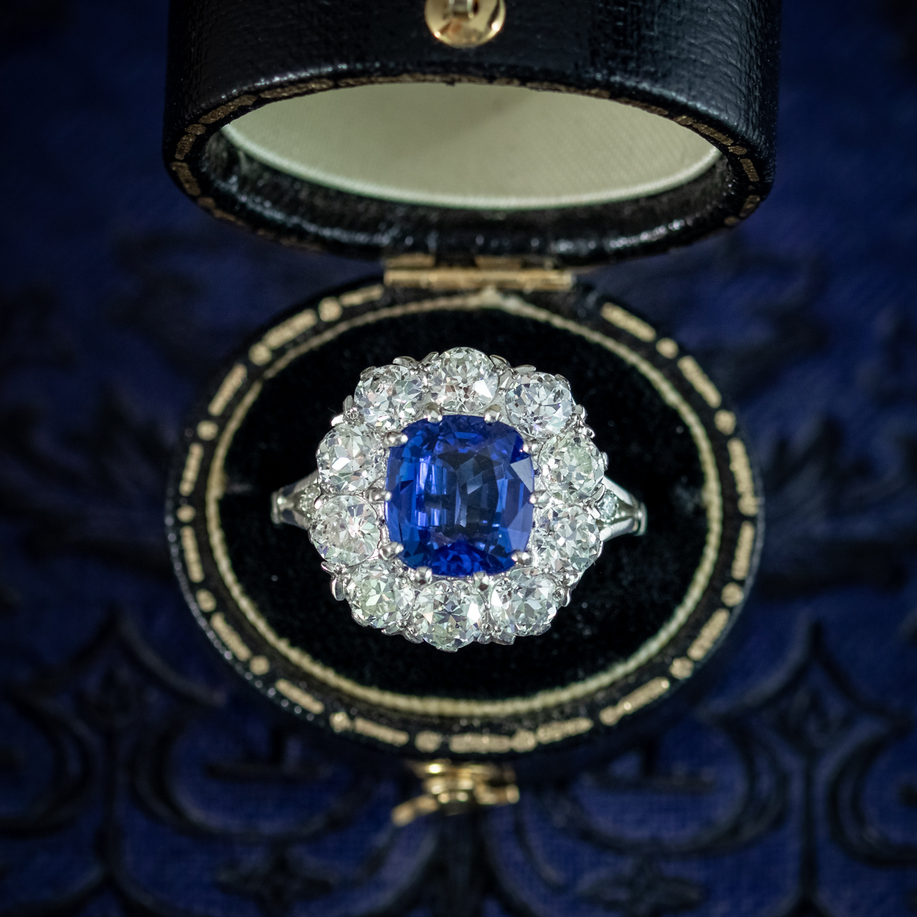 Edwardian Style Sapphire Diamond Cluster Ring 3.25ct Sapphire