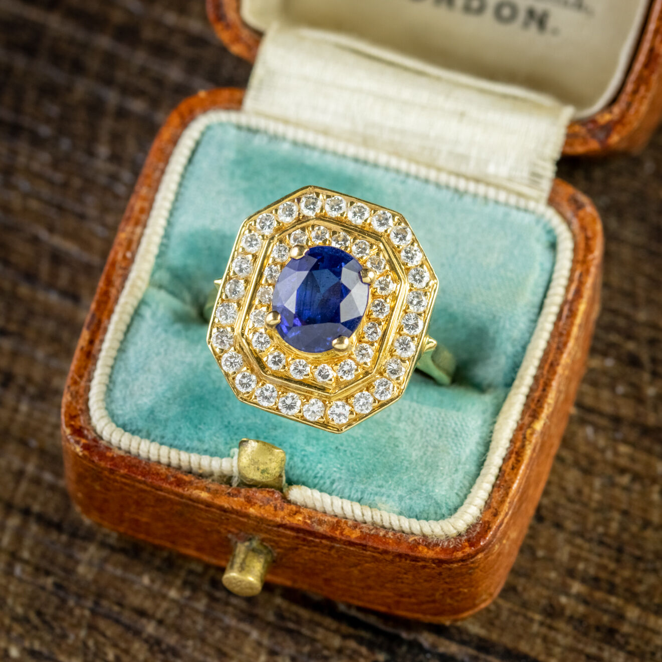 Art Deco Style Sapphire Diamond Cluster Ring 18Ct Gold 1.60Ct Sapphire