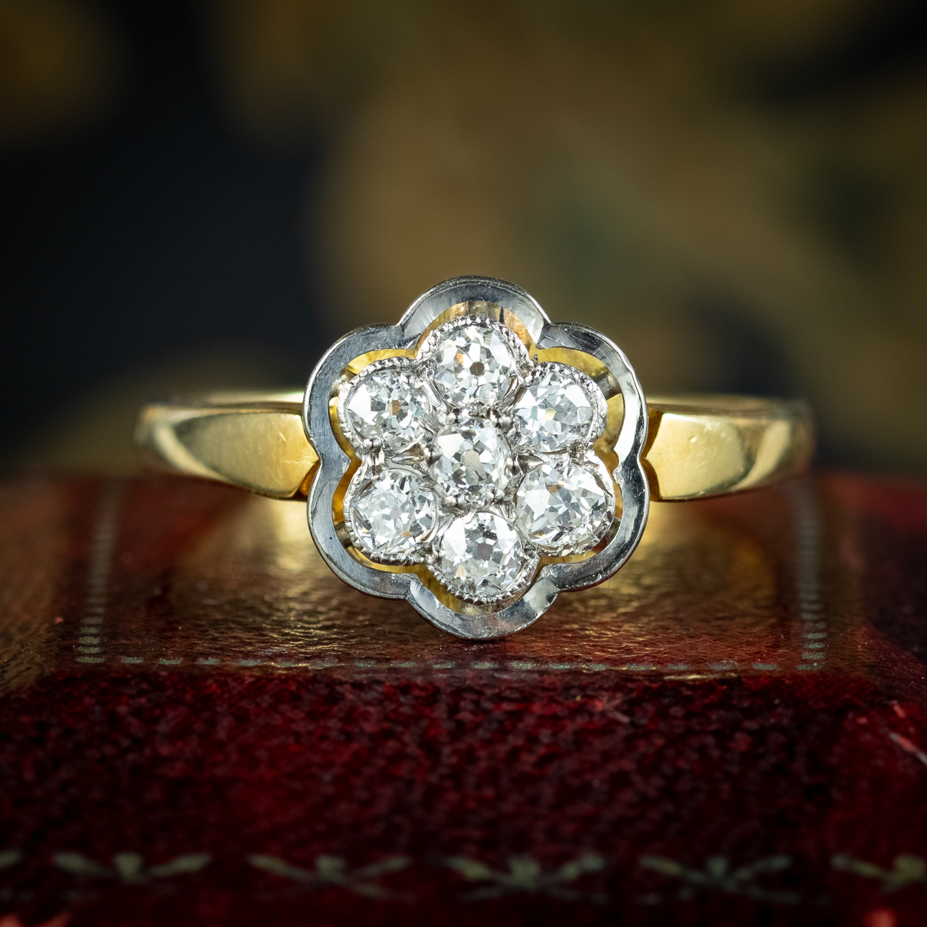 Vintage Diamond Cluster Flower Ring 18Ct Gold Dated 1980