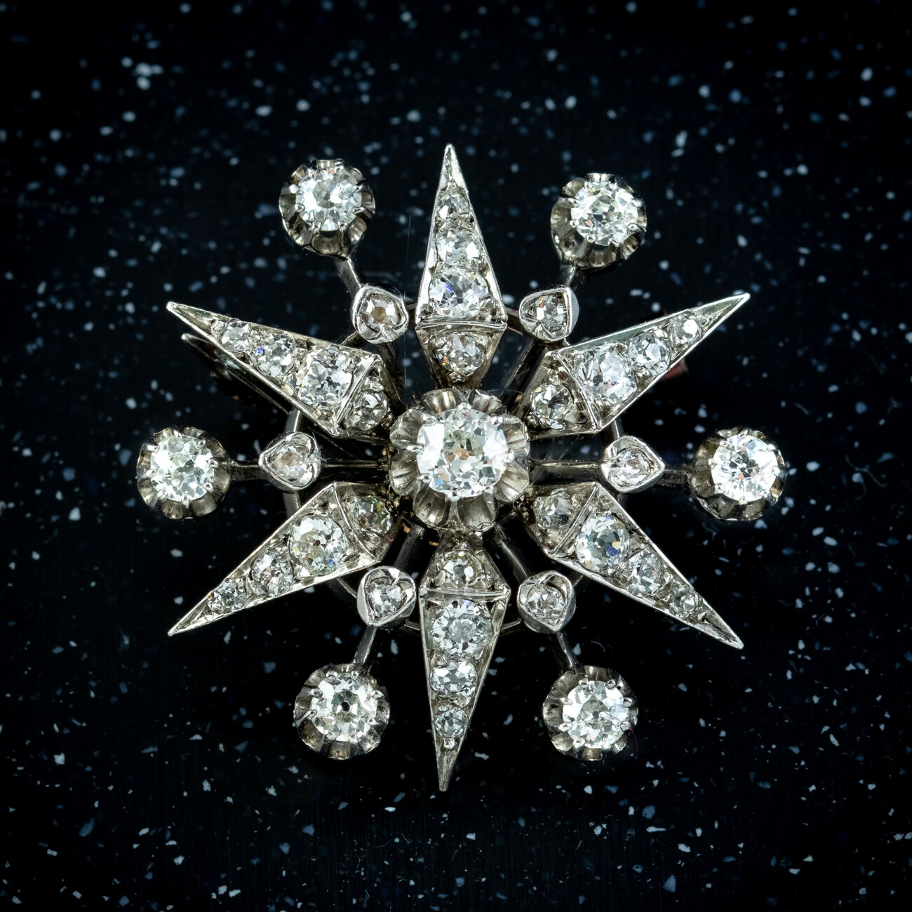 Victorian Style Emerald Diamond Cluster Ring 0.75ct Emerald