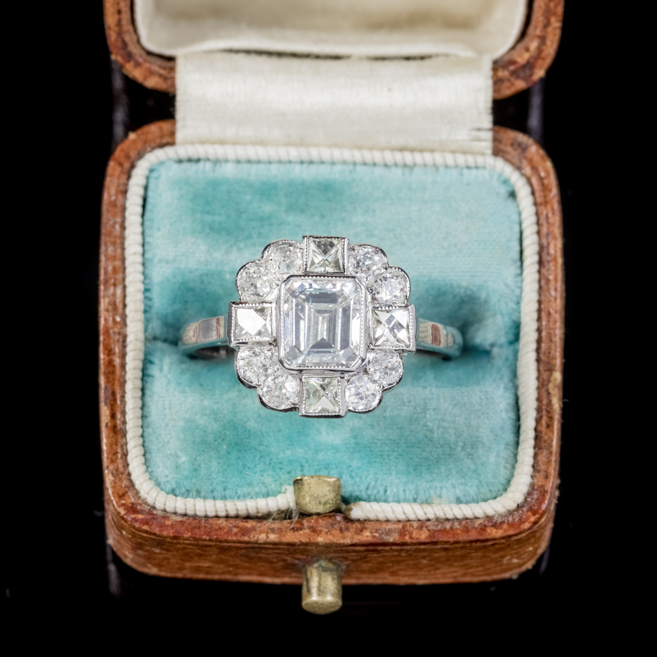 Art Deco Style Diamond Cluster Ring 2.24ct Total