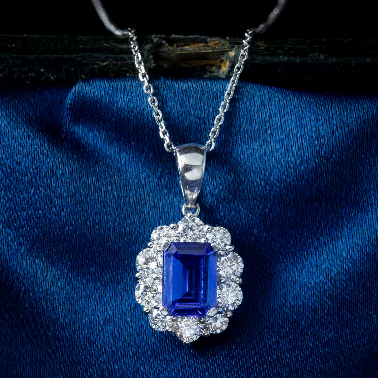 Edwardian Style Tanzanite Diamond Pendant Necklace 18ct Gold 1ct Tanzanite