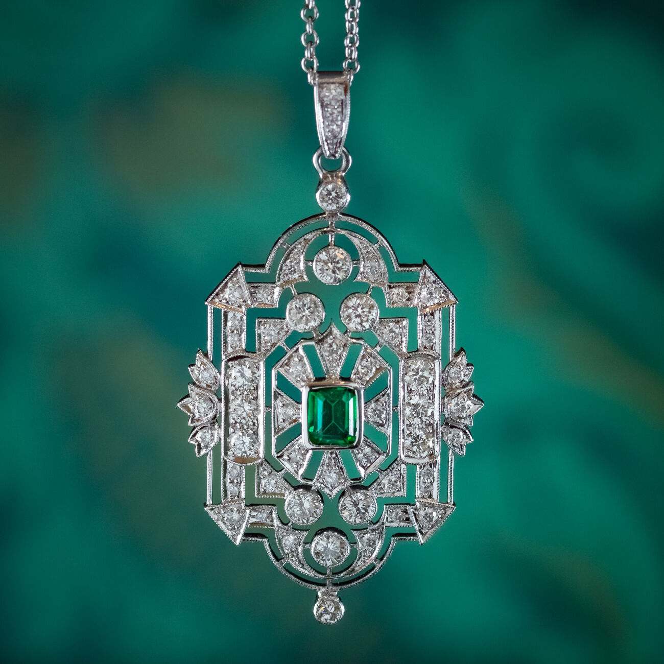 Art Deco Style Emerald Diamond Pendant Necklace 18ct Gold 4ct Of Diamond