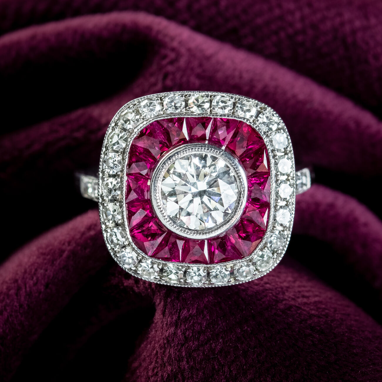 Art Deco Style Diamond Ruby Target Cluster Ring 2.5ct Of Diamond