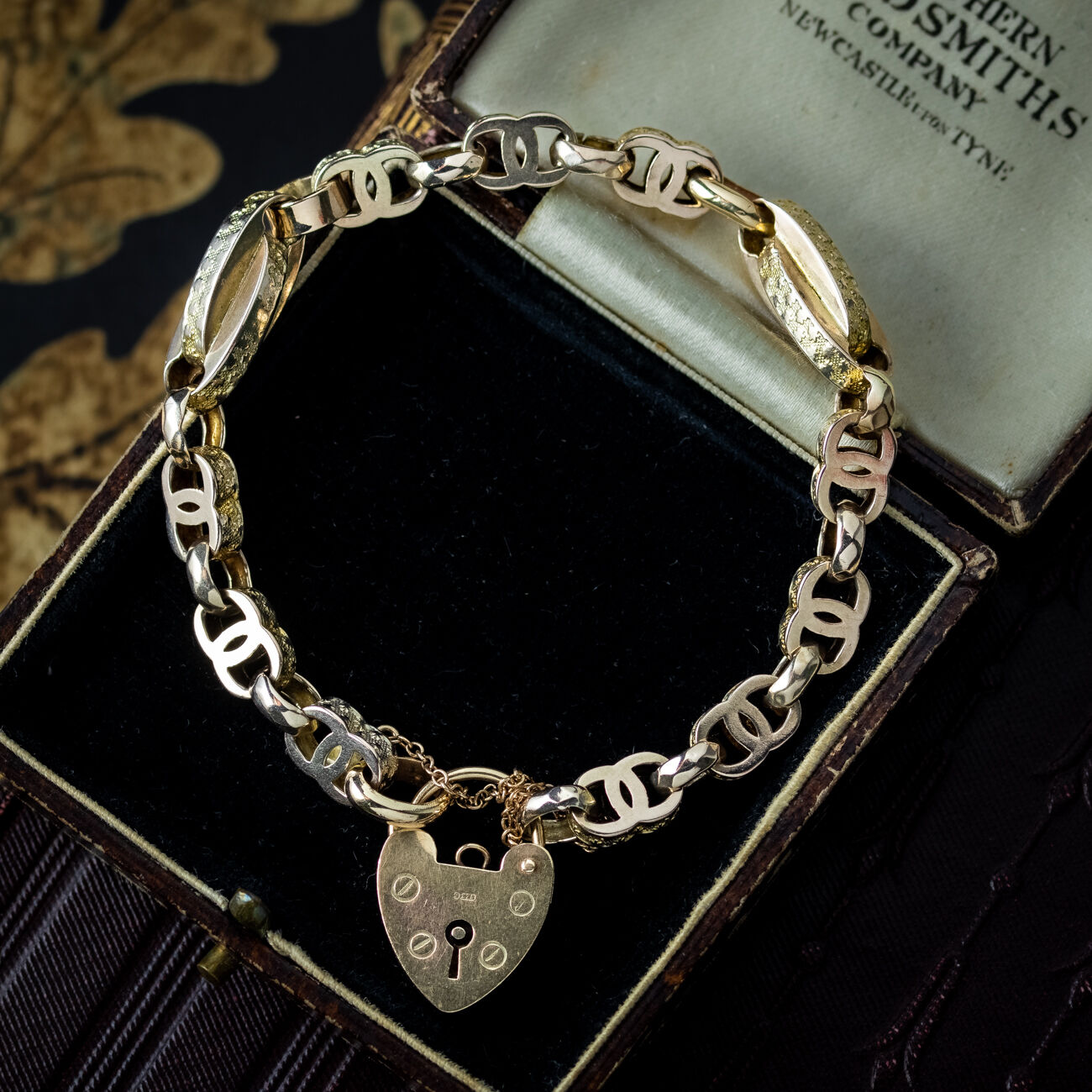 Antique Edwardian 9ct Gold Bracelet With Heart Padlock