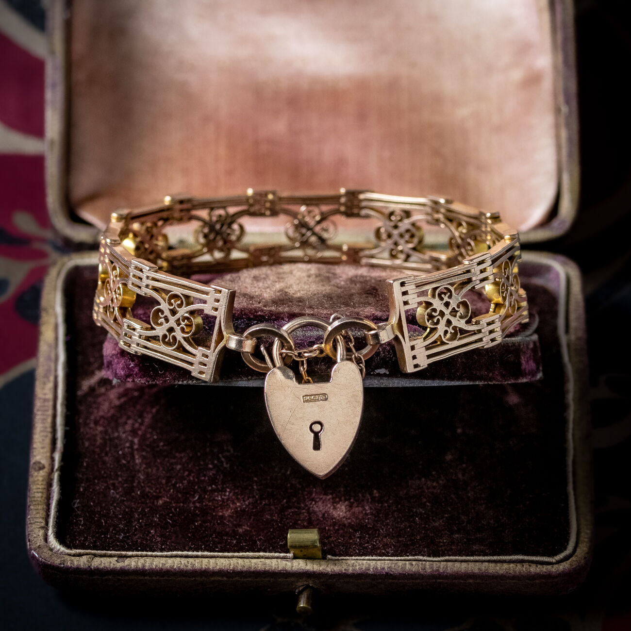 Antique Victorian Gate Bracelet 9ct Gold With Heart Padlock