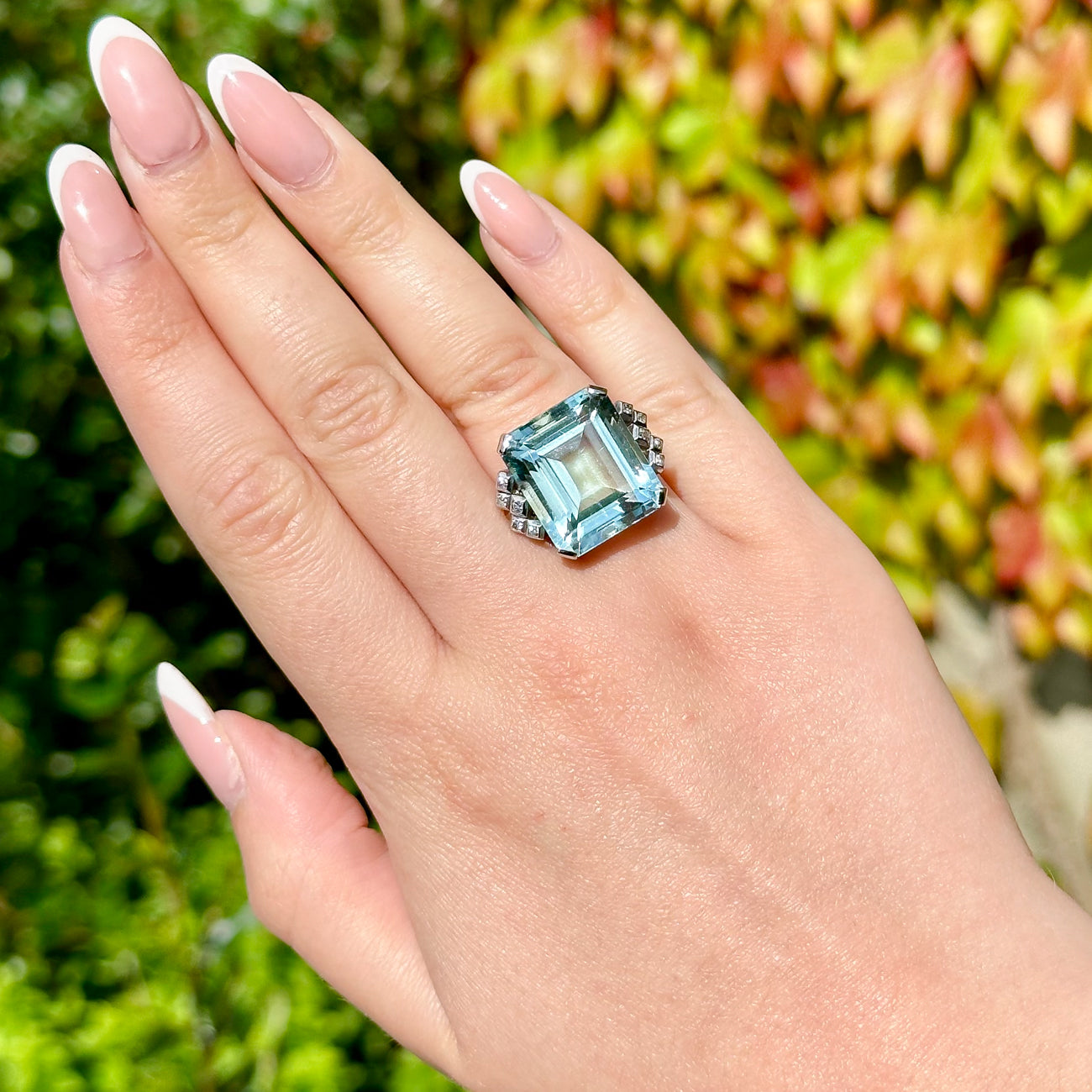 Art Deco Aquamarine Diamond Cocktail Ring 25ct Aqua