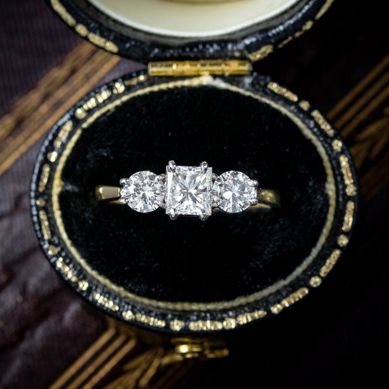 Vintage Diamond Trilogy Ring 1ct Total