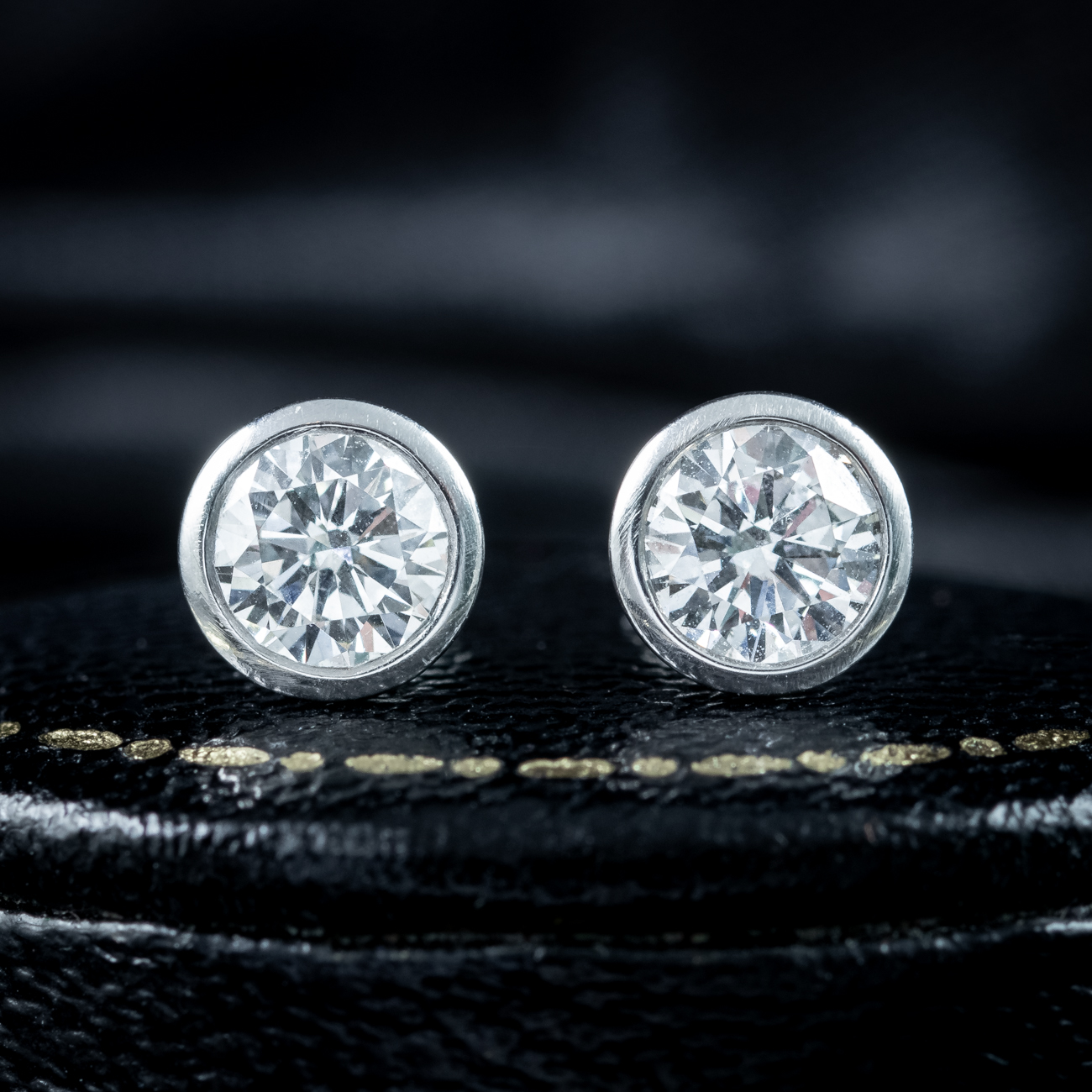 Art Deco Diamond Solitaire Stud Earrings 18ct Gold 1.2ct Total