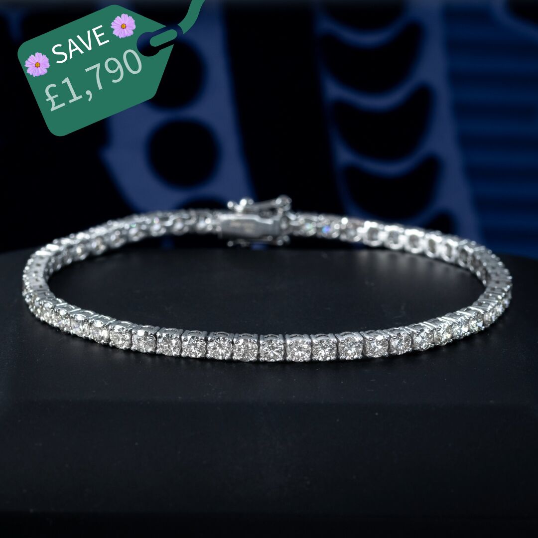 Art Deco Style Diamond Tennis Bracelet 18ct Gold 6.08ct Total