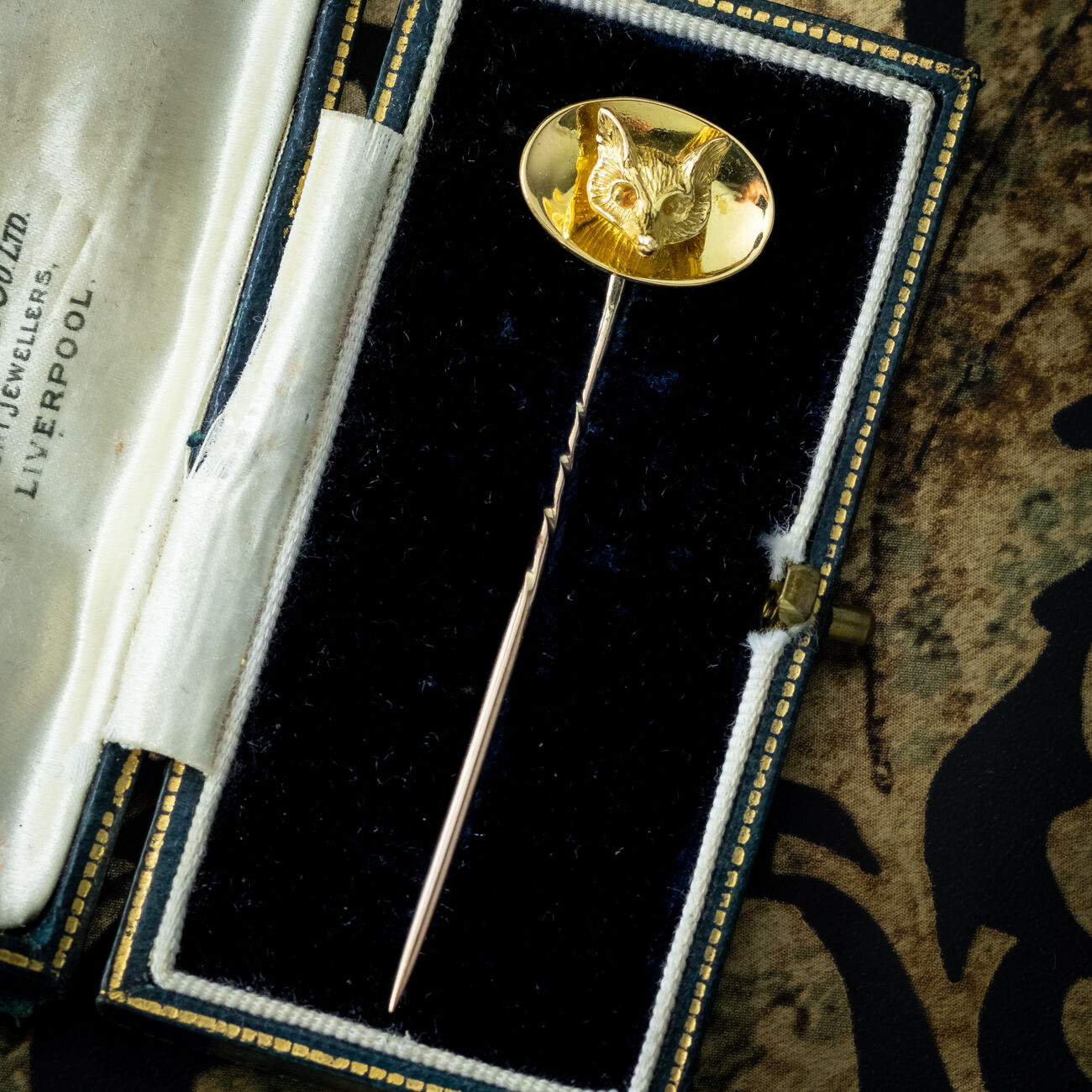 Vintage Fox Stick Pin 18ct Gold Dated 1970